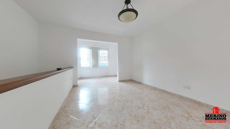 Casa en arriendo Antioquia Medellín Guayabal 131 m2 Habitaciones 4 Baños 2 Garajes 0 Precio $3800000