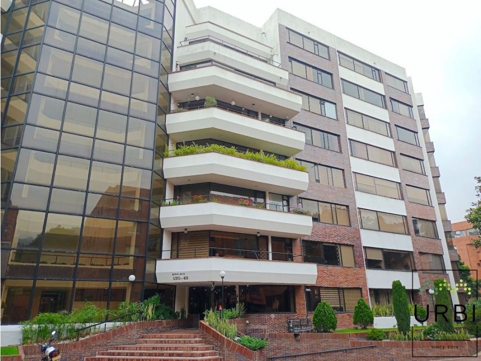 Apartamento en venta Cundinamarca Bogotá Santa Barbara Central 255 m2 Habitaciones 4 Baños 4 Garajes 2 Precio $1800000000