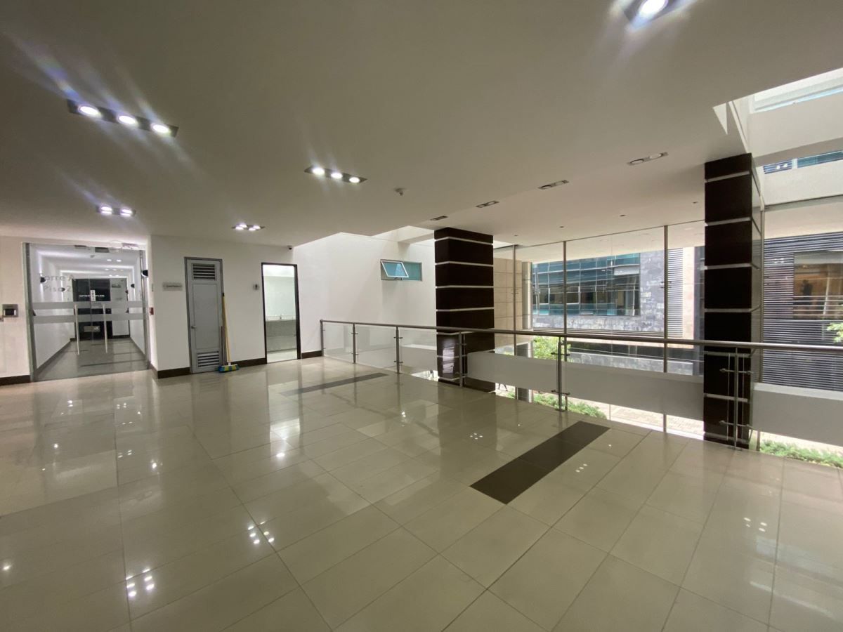 Oficina en arriendo Cundinamarca Bogotá Chico Norte Et Ii 10 m2 Habitaciones 0 Baños 1 Garajes 0 Precio $858000