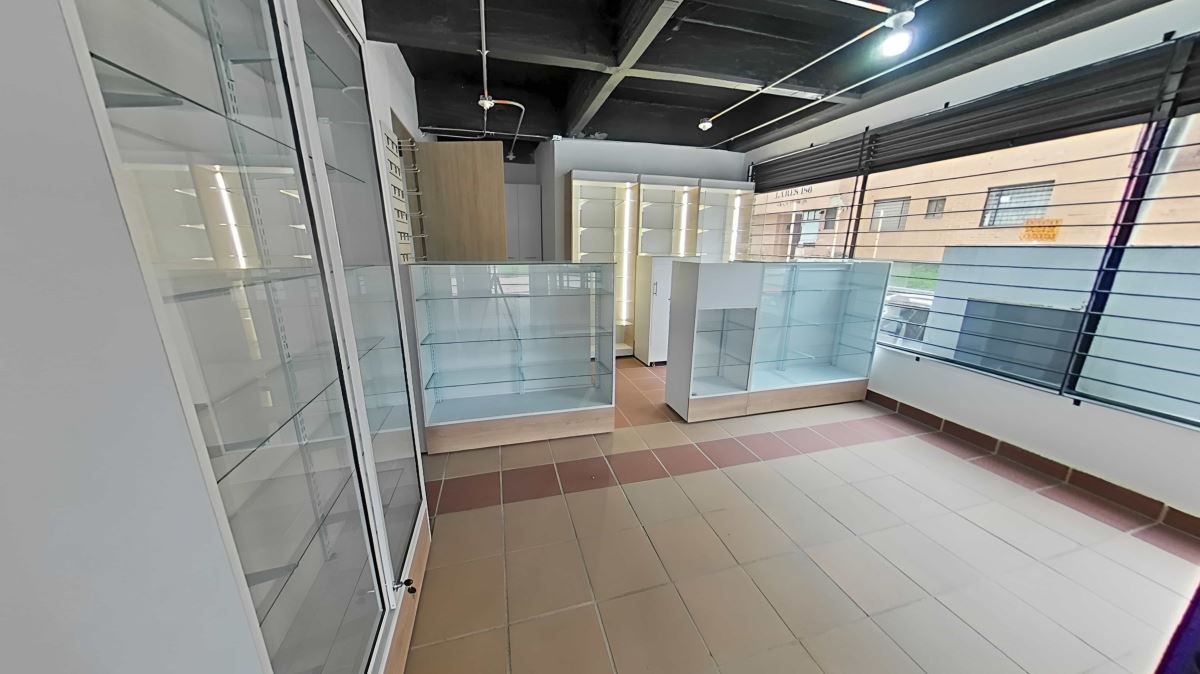 Local en venta Cundinamarca Bogotá Tibabita 32 m2 Habitaciones 0 Baños 1 Garajes 0 Precio $327000000