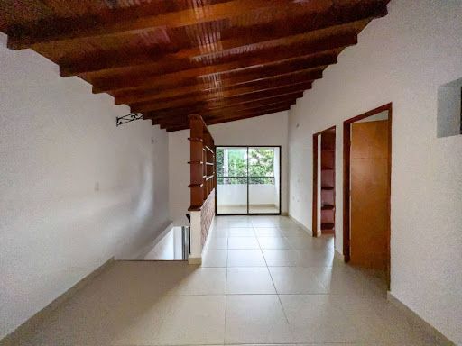 Casa en arriendo Antioquia Envigado Trianon 144 m2 Habitaciones 4 Baños 2 Garajes 0 Precio $3300000