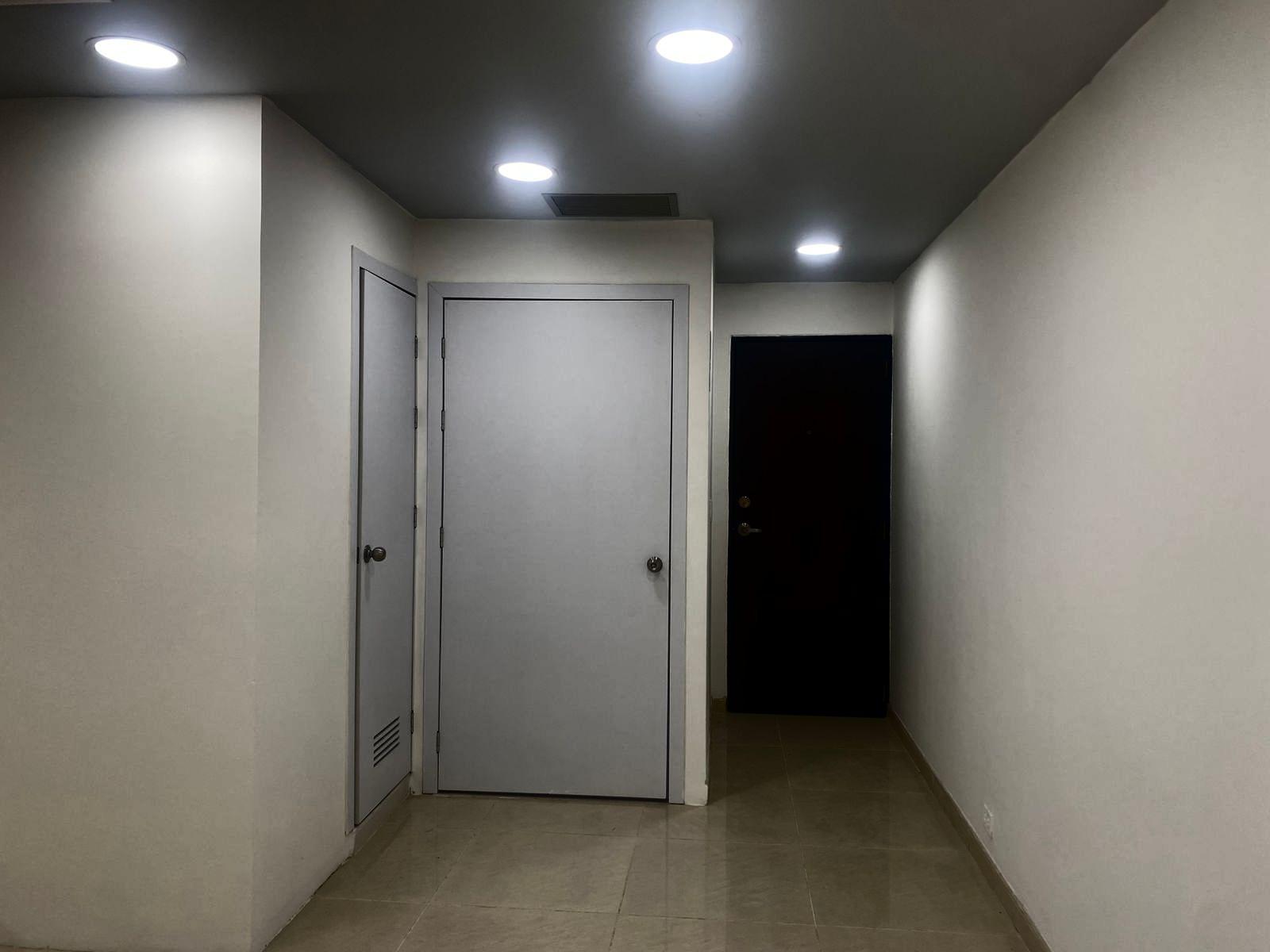 Oficina en arriendo Antioquia Medellín San Diego 34 m2 Habitaciones 0 Baños 1 Garajes 1 Precio $2500000