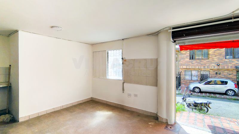 Local en arriendo Antioquia Medellín Los Alpes 30 m2 Habitaciones 0 Baños 1 Garajes 0 Precio $2000000