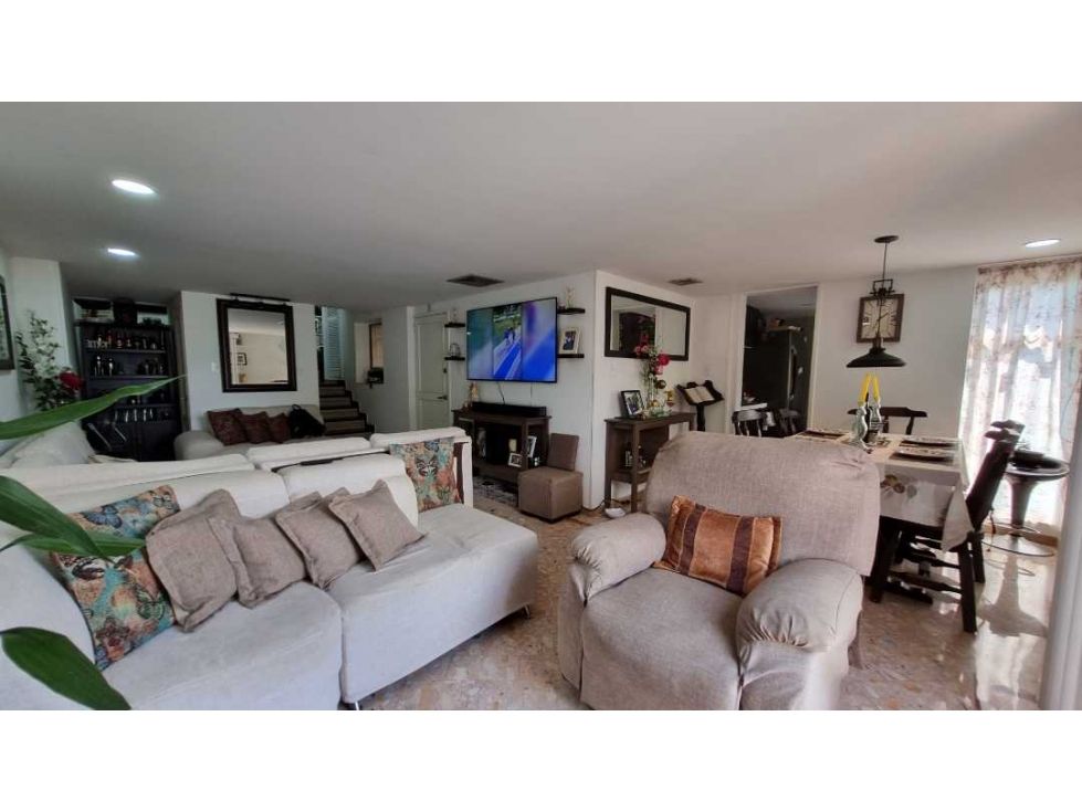 Apartamento en venta Valle Del Cauca Cali El Ingenio 112 m2 Habitaciones 3 Baños 4 Garajes 1 Precio $380000000