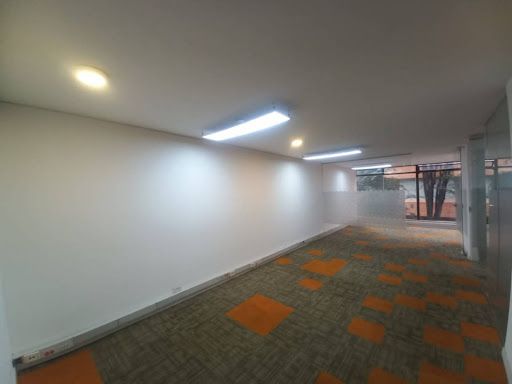Oficina en arriendo Cundinamarca Bogotá Puerta De Teja 85 m2 Habitaciones 0 Baños 2 Garajes 1 Precio $6000000