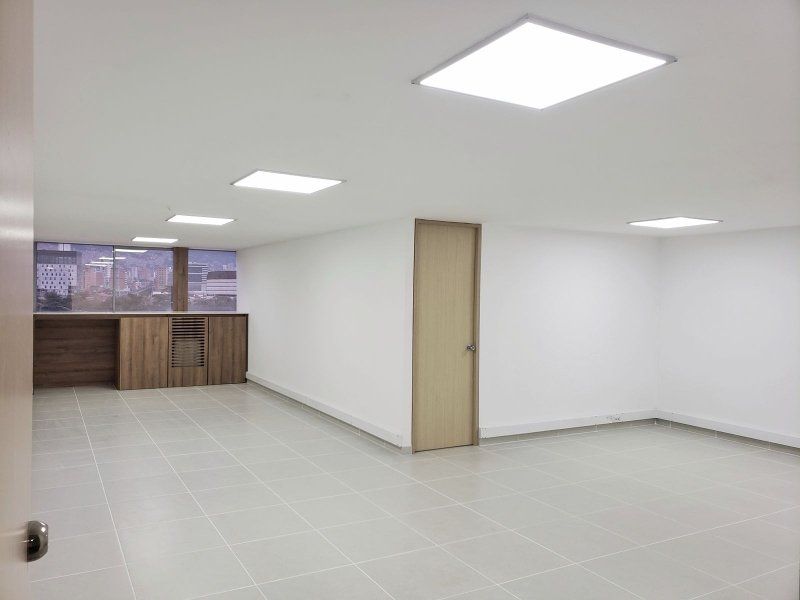 Oficina en venta Antioquia Medellín Naranjal 75 m2 Habitaciones 0 Baños 1 Garajes 0 Precio $549800000