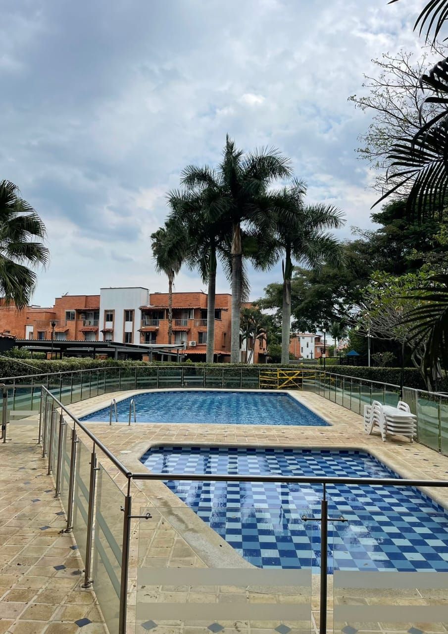 Casa en venta Valle Del Cauca Cali Parcelaciones Pance 192 m2 Habitaciones 4 Baños 4 Garajes 2 Precio $720000000