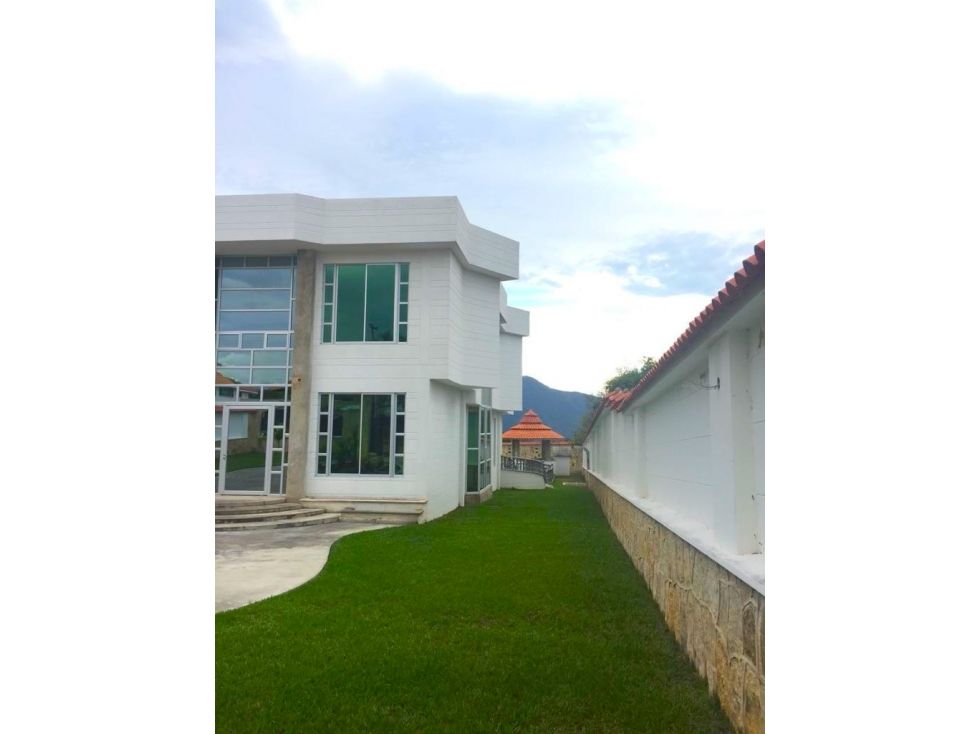 Casa Campestre en venta Cundinamarca Chinauta Vereda Chinauta 580 m2 Habitaciones 5 Baños 6 Garajes 2 Precio $1500000000