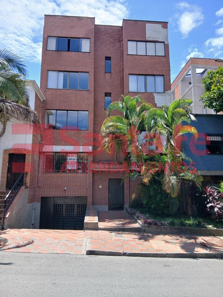 Apartamento en arriendo Antioquia Medellín La Castellana 126 m2 Habitaciones 4 Baños 3 Garajes 1 Precio $2950000