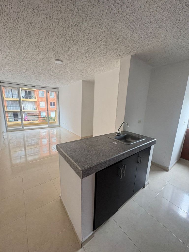 Apartamento en venta Valle Del Cauca Cali Ciudad Real 60 m2 Habitaciones 3 Baños 2 Garajes 1 Precio $200000000