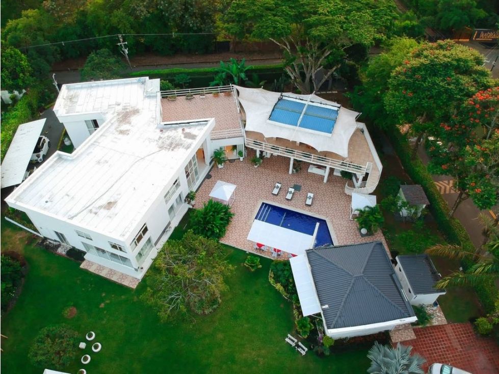 Casa Campestre en venta Valle Del Cauca Jamundí Ub Los Pizamos 588 m2 Habitaciones 5 Baños 5 Garajes 5 Precio $3800000000