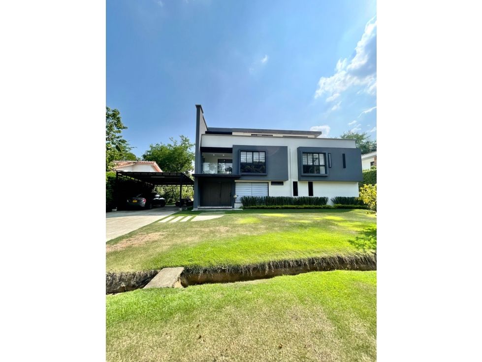 Casa Campestre en venta Valle Del Cauca Cali Cali 827 m2 Habitaciones 5 Baños 7 Garajes 8 Precio $2400000000