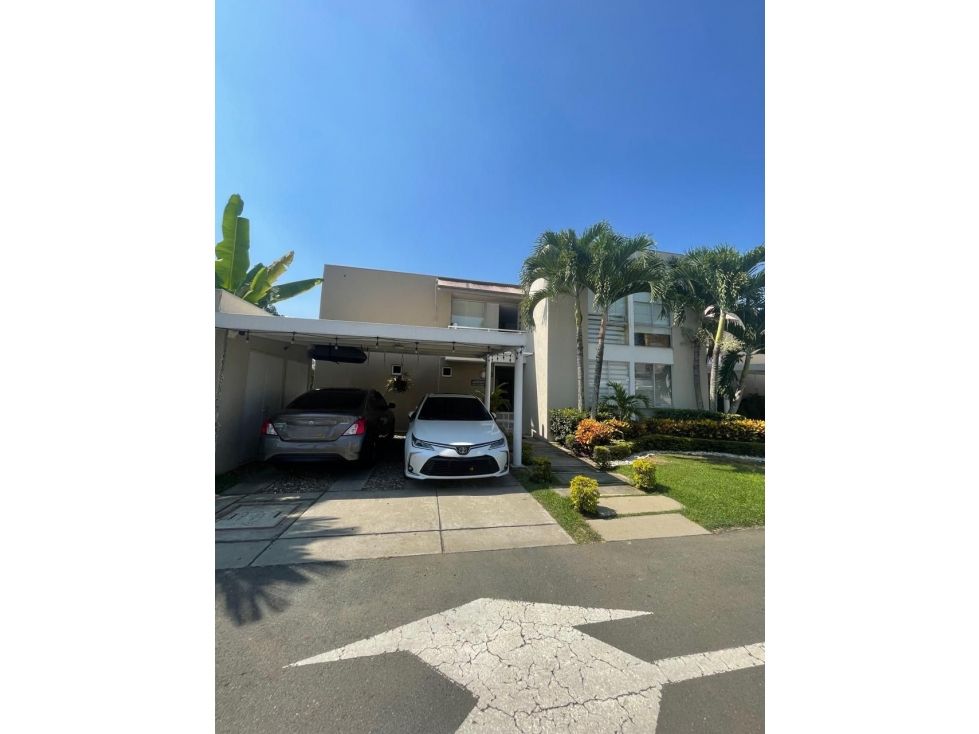 Casa Campestre en venta Valle Del Cauca Jamundí Cr Tangelos De Verde Alfaguara 354 m2 Habitaciones 3 Baños 3 Garajes 2 Precio $700000000