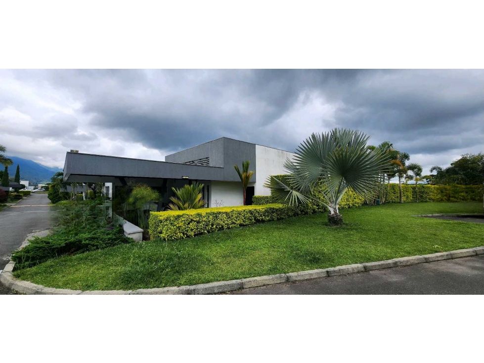 Casa Campestre en venta Quindío Calarcá Nn 173 m2 Habitaciones 3 Baños 2 Garajes 2 Precio $930000000