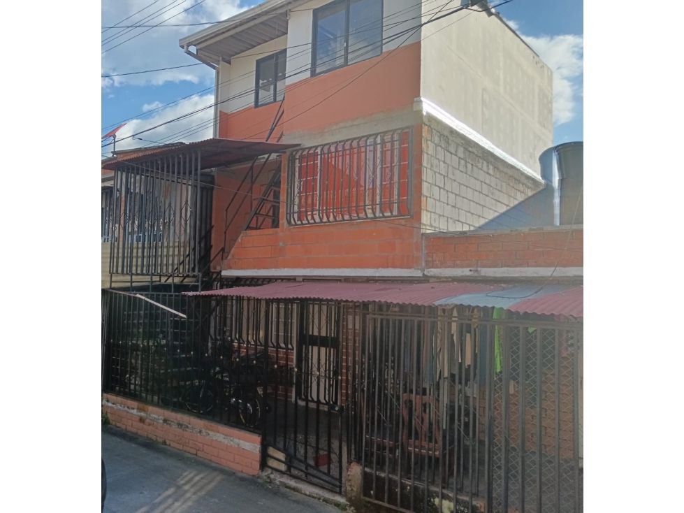 Casa en venta Quindío Armenia Ub Jardines De La Fachada 106 m2 Habitaciones 6 Baños 3 Garajes 1 Precio $250000000