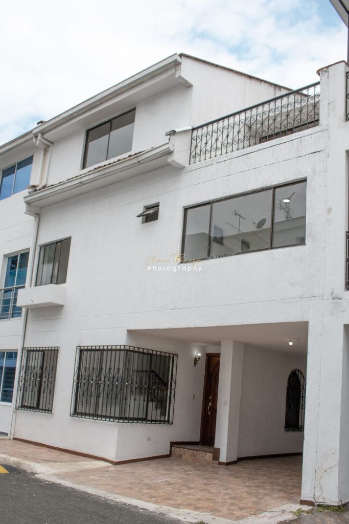 Casa en venta Valle Del Cauca Cali Quintas De Don Simón 255 m2 Habitaciones 6 Baños 6 Garajes 2 Precio $760000000