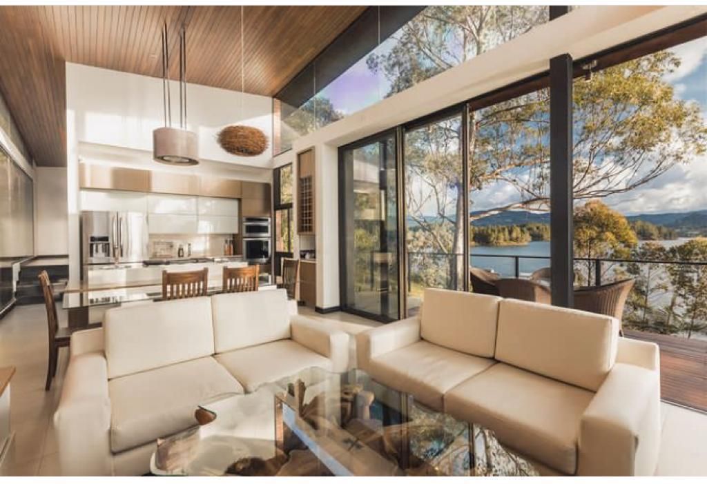 Finca en arriendo Antioquia Guatape Guatape 140 m2 Habitaciones 4 Baños 2 Garajes 4 Precio $12000000