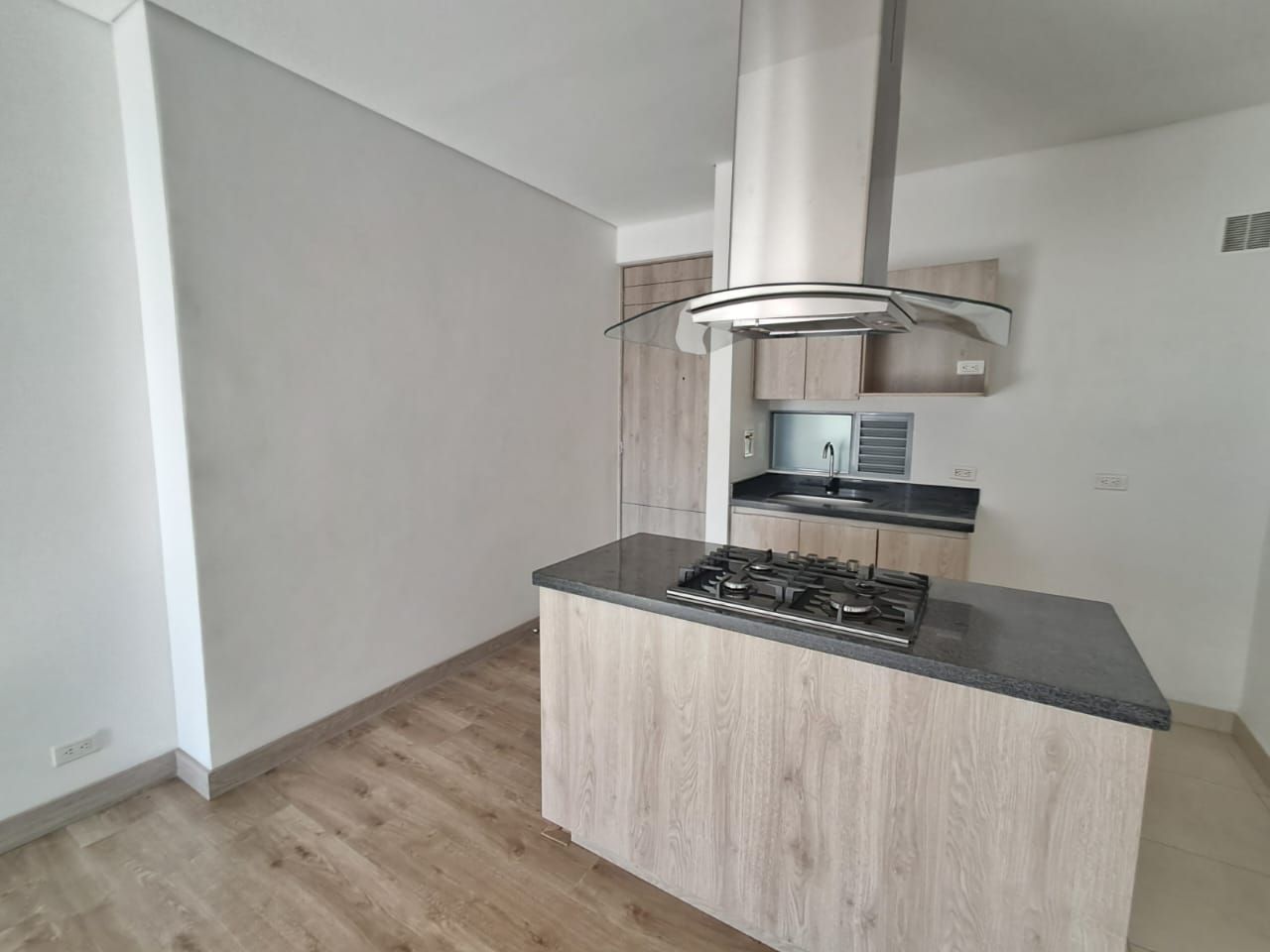 Apartamento en arriendo Antioquia Rionegro Urbanizacion Balcones Ii 70 m2 Habitaciones 2 Baños 2 Garajes 2 Precio $2825131