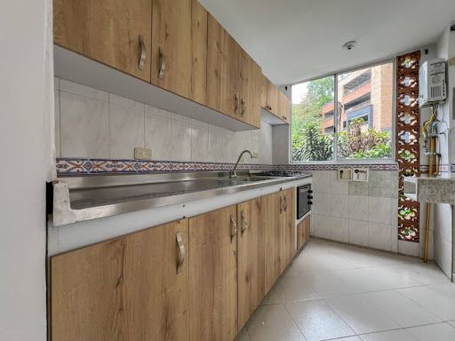 Apartamento en arriendo Antioquia Envigado La Sebastiana 62 m2 Habitaciones 3 Baños 2 Garajes 0 Precio $2100000