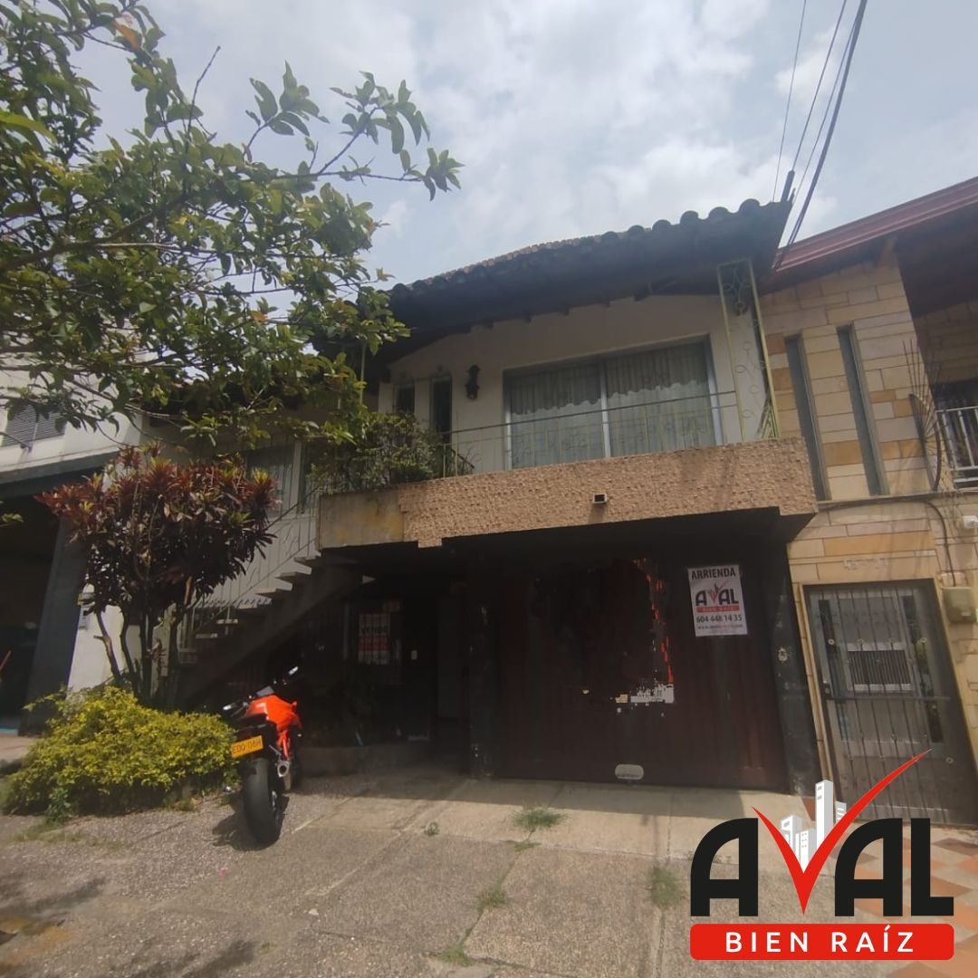 Local Comercial en arriendo Antioquia Medellín Los Pinos 230 m2 Habitaciones 5 Baños 3 Garajes 1 Precio $5500000