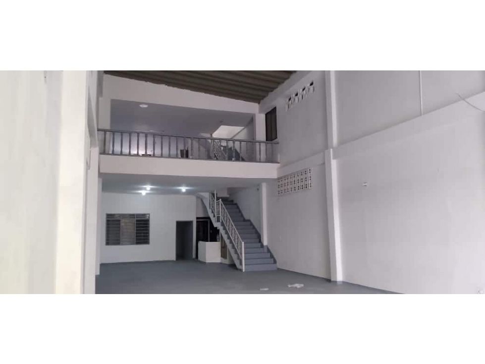 Bodega en venta Bolívar Cartagena El Bosque 430 m2 Habitaciones 0 Baños 3 Garajes 1 Precio $1300000000