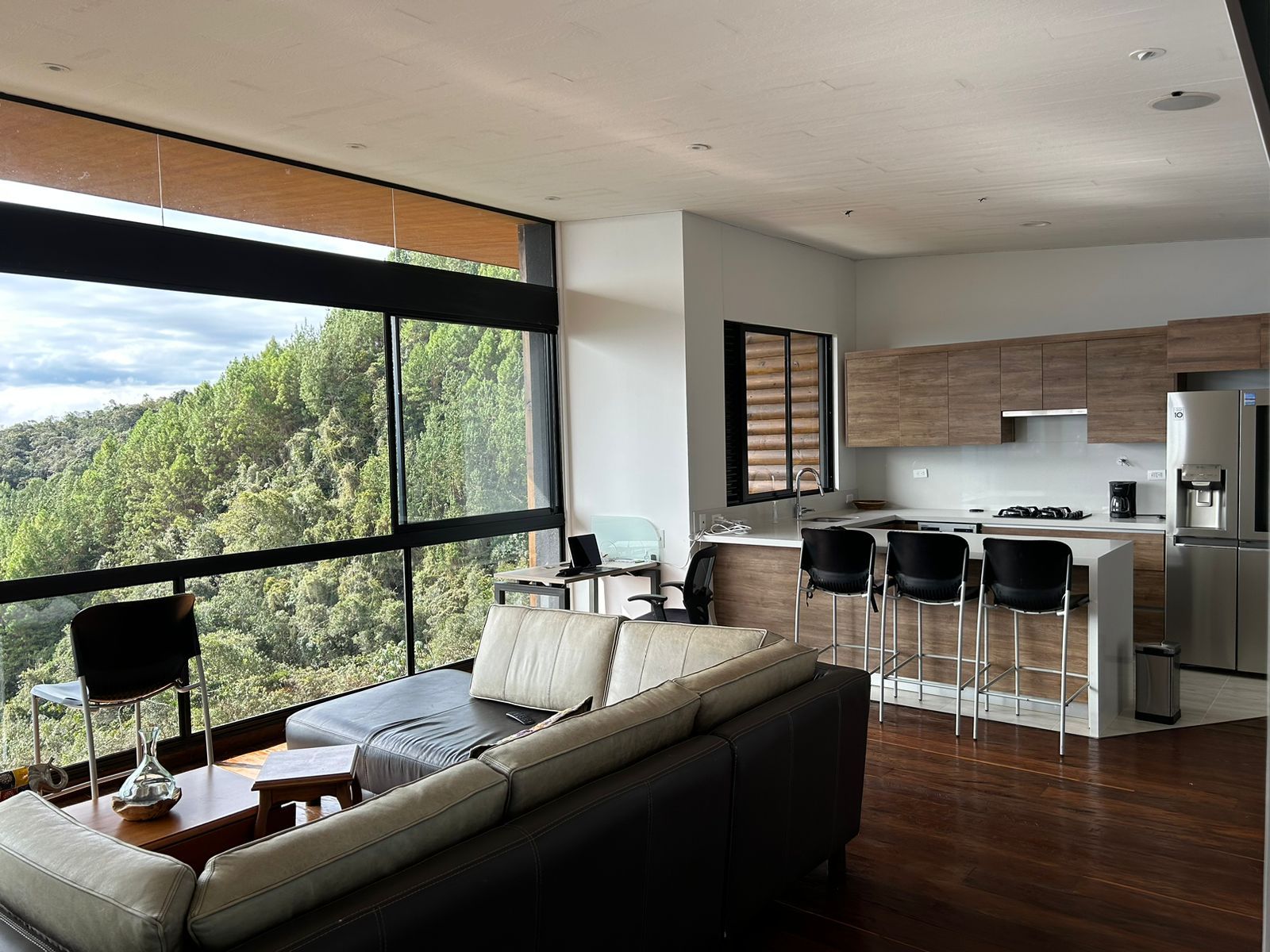 Apartamento en venta Antioquia El Retiro Cn El Campo 129 m2 Habitaciones 2 Baños 3 Garajes 2 Precio $1190000000