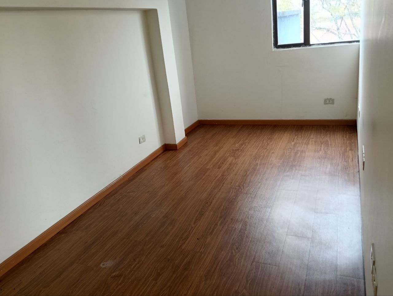 Edificio en arriendo Cundinamarca Bogotá Armenia 1200 m2 Habitaciones 20 Baños 10 Garajes 4 Precio $22000000
