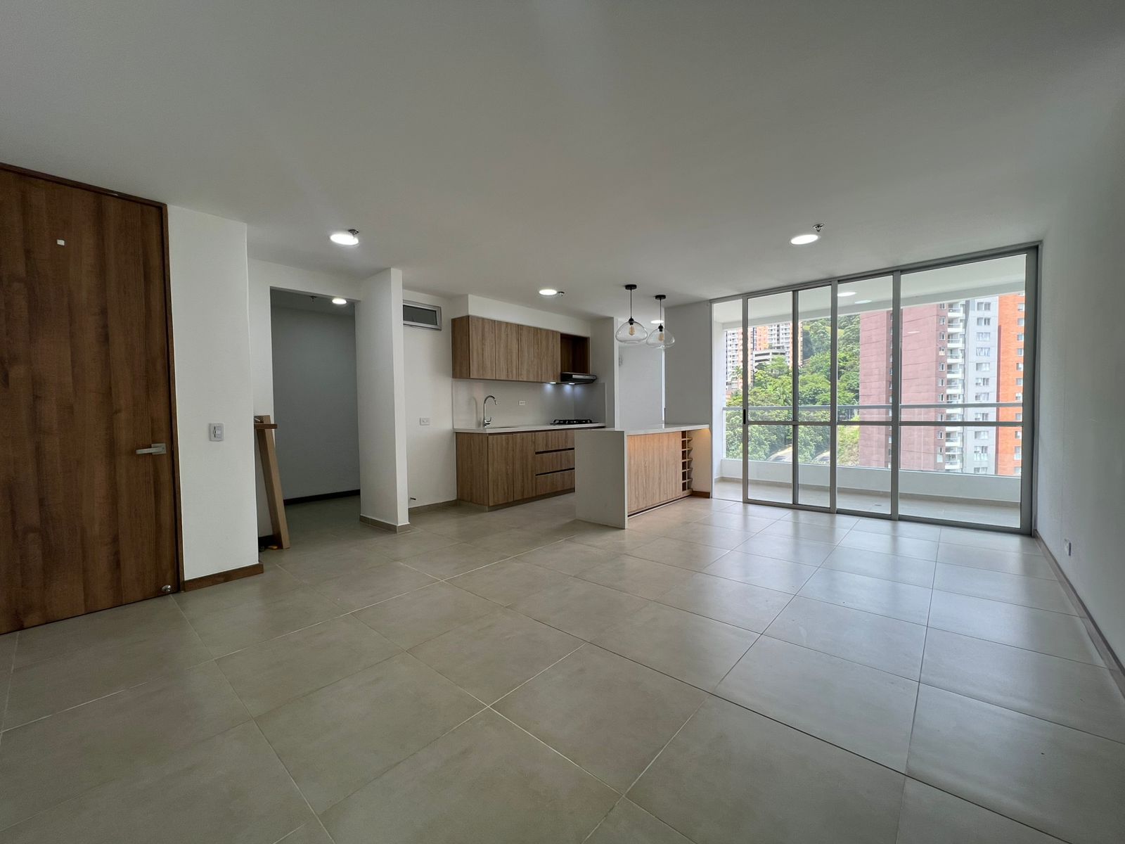 Apartamento en arriendo Antioquia Envigado Loma Del Barro 90 m2 Habitaciones 3 Baños 2 Garajes 2 Precio $3950000