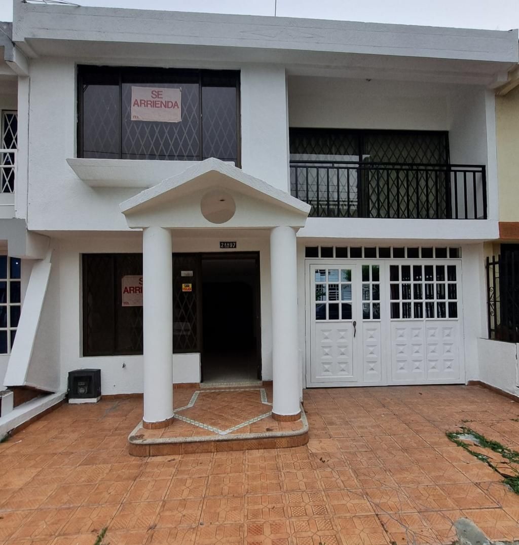 Casa en arriendo Valle Del Cauca Cali Popular 230 m2 Habitaciones 5 Baños 6 Garajes 2 Precio $3500000