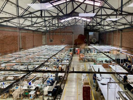 Bodega en arriendo Antioquia Medellín Guayabal 1200 m2 Habitaciones 0 Baños 8 Garajes 4 Precio $42000000