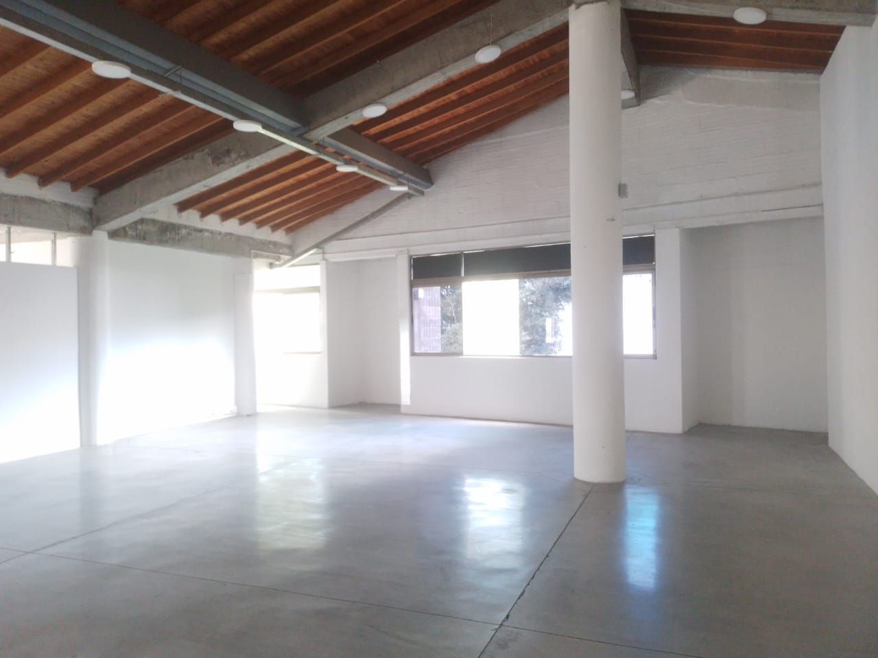 Bodega en arriendo Antioquia Medellín Tenche 260 m2 Habitaciones 0 Baños 3 Garajes 0 Precio $9500000