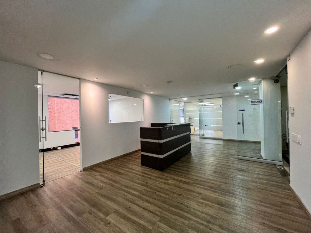 Oficina en arriendo Cundinamarca Bogotá Chico Norte Et Ii 489 m2 Habitaciones 0 Baños 0 Garajes 9 Precio $30896203