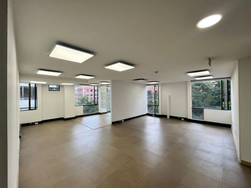 Oficina en arriendo Cundinamarca Bogotá Chico Norte Et Ii 489 m2 Habitaciones 0 Baños 0 Garajes 9 Precio $30896203