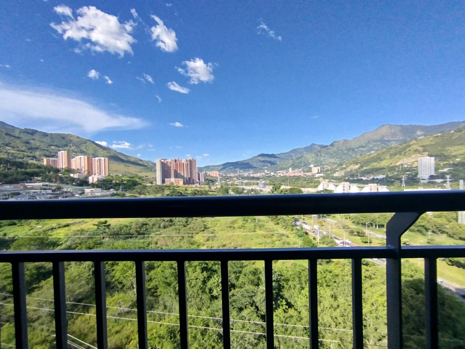 Apartamento en arriendo Antioquia Bello Zona Comercial Puerta Del Norte 1 Y 2 72 m2 Habitaciones 3 Baños 2 Garajes 0 Precio $2100000