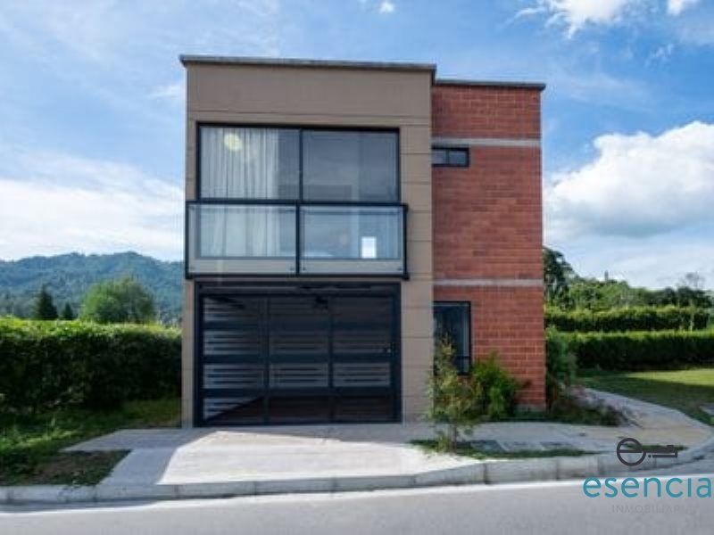 Casa en arriendo Antioquia La Ceja La Ceja 100 m2 Habitaciones 3 Baños 2 Garajes 0 Precio $2500000