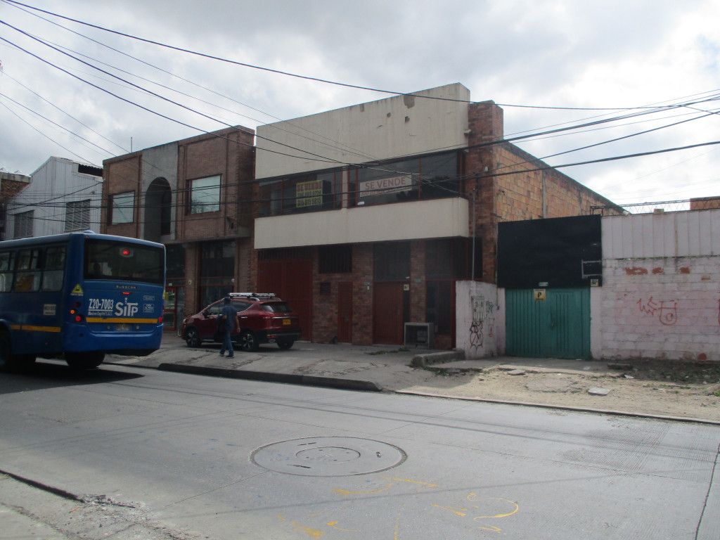 Bodega en venta Cundinamarca Bogotá Toberin 640 m2 Habitaciones 0 Baños 4 Garajes 0 Precio $3200000000