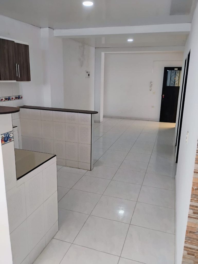 Apartamento en arriendo Valle Del Cauca Cali Cristóbal Colón 70 m2 Habitaciones 2 Baños 1 Garajes 0 Precio $900000