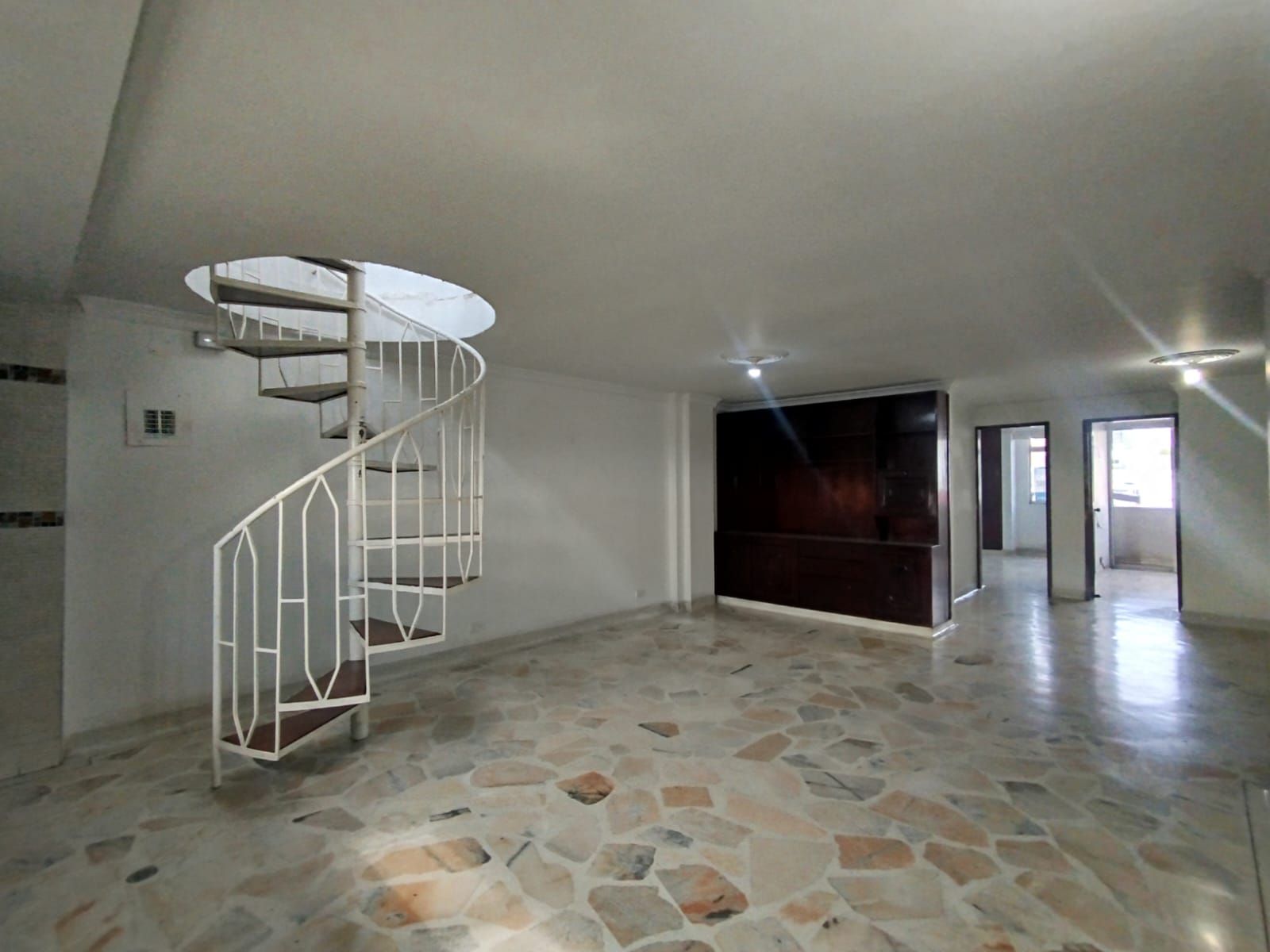 Apartamento en venta Risaralda Pereira Neyra Marquez 118 m2 Habitaciones 3 Baños 3 Garajes 0 Precio $300000000