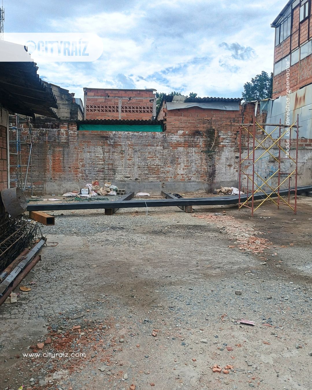 Bodega en arriendo Antioquia Medellín Naranjal 350 m2 Habitaciones 0 Baños 2 Garajes 1 Precio $13000000