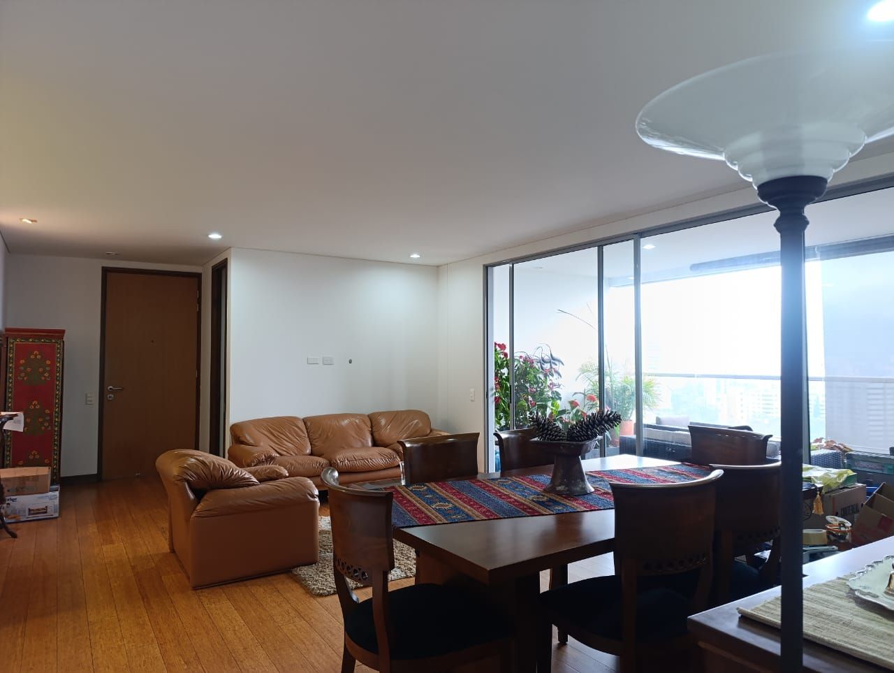 Apartamento en arriendo Antioquia Medellín Mirador Del Doce 140 m2 Habitaciones 2 Baños 3 Garajes 2 Precio $7250000