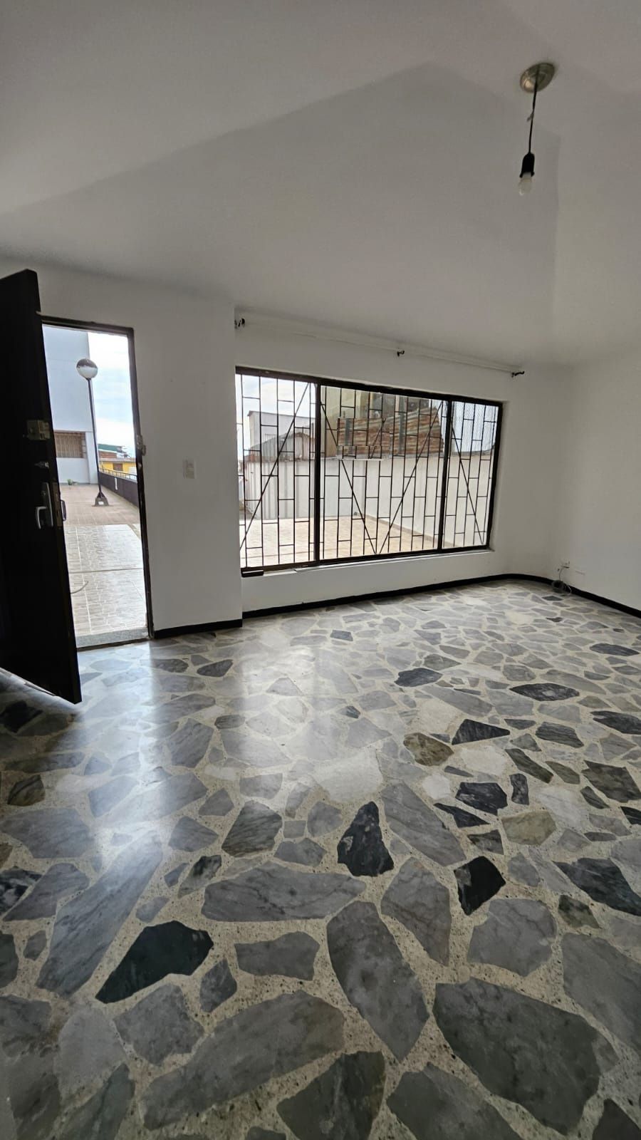 Apartamento en arriendo Risaralda Pereira Aeropuerto 39 m2 Habitaciones 1 Baños 1 Garajes 1 Precio $1250000
