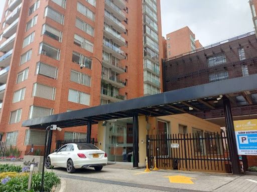 Apartaestudio en venta Cundinamarca Bogotá La Felicidad 50 m2 Habitaciones 1 Baños 2 Garajes 1 Precio $350000000