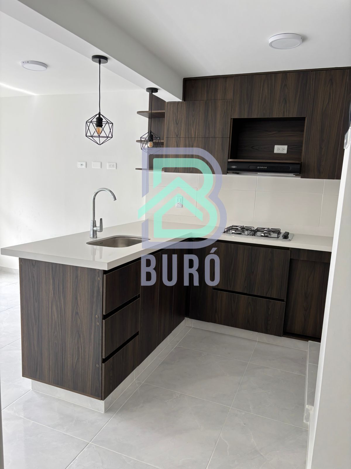 Apartamento en venta Antioquia Bello Urbanización Búcaros 2 55 m2 Habitaciones 3 Baños 1 Garajes 0 Precio $290000000