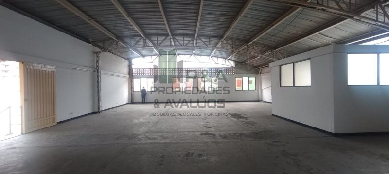 Bodega en arriendo o venta Antioquia Medellín Prado 359 m2 Habitaciones 0 Baños 4 Garajes 0 Precio venta $1436000000 Precio arriendo $6100000