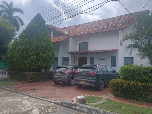Casa en venta Cundinamarca Ricaurte Ricaurte 250 m2 Habitaciones 4 Baños 3 Garajes 2 Precio $530000000