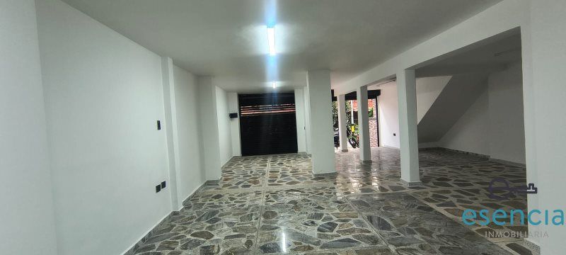 Local en arriendo Antioquia Envigado Trianon 95 m2 Habitaciones 0 Baños 1 Garajes 0 Precio $4500000