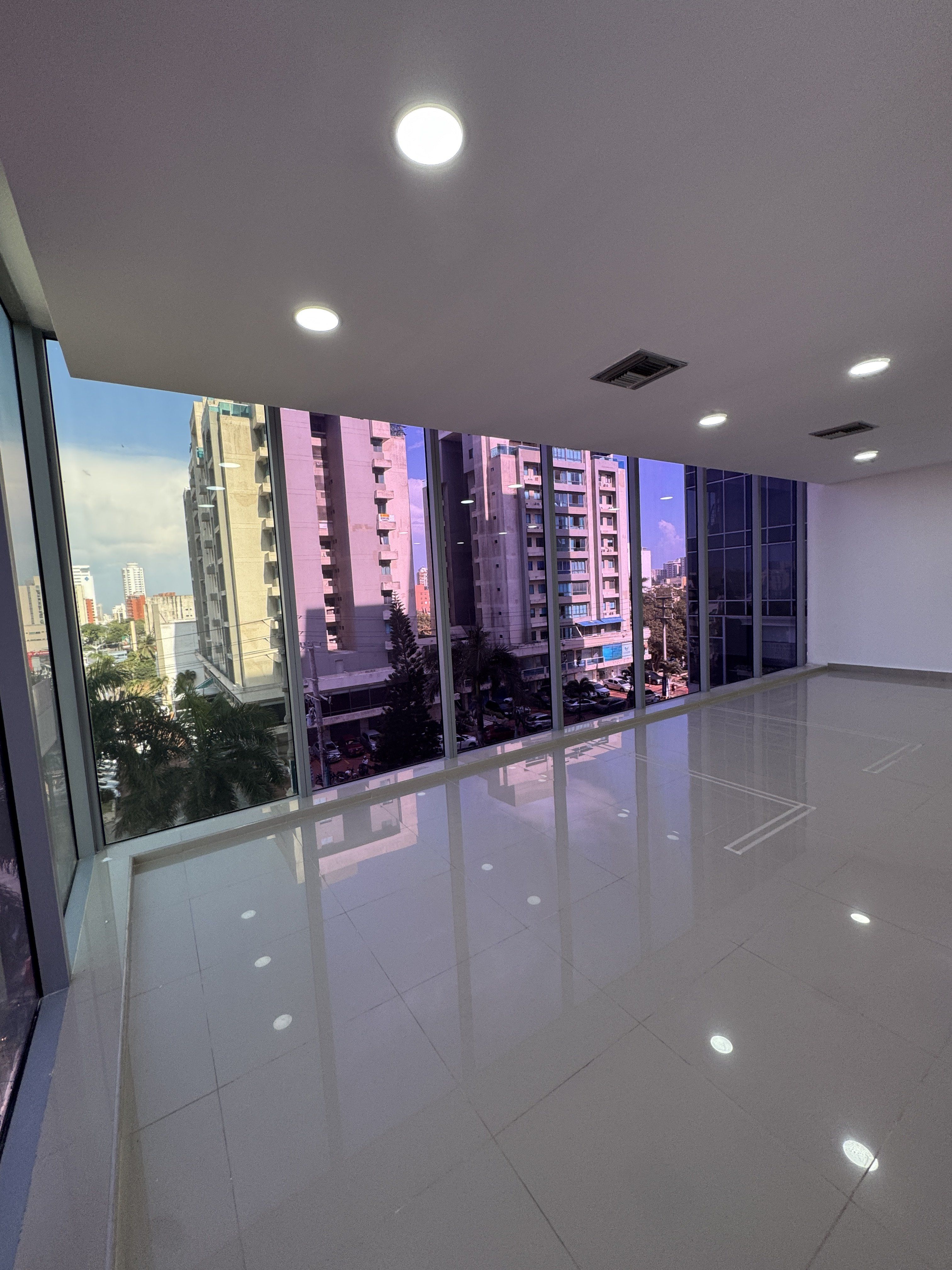 Local en arriendo Atlántico Barranquilla San Vicente 71 m2 Habitaciones 0 Baños 1 Garajes 1 Precio $5000000