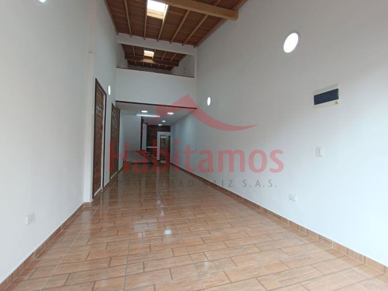 Local en arriendo Antioquia Medellín Cristobal 58 m2 Habitaciones 0 Baños 1 Garajes 0 Precio $3100000