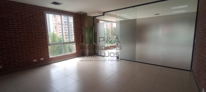 Oficina en arriendo Antioquia Medellín San German 296 m2 Habitaciones 0 Baños 4 Garajes 0 Precio $25257750