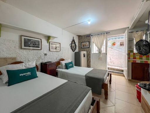 Apartaestudio en arriendo Antioquia Medellín La Aguacatala 18 m2 Habitaciones 1 Baños 1 Garajes 0 Precio $1500000